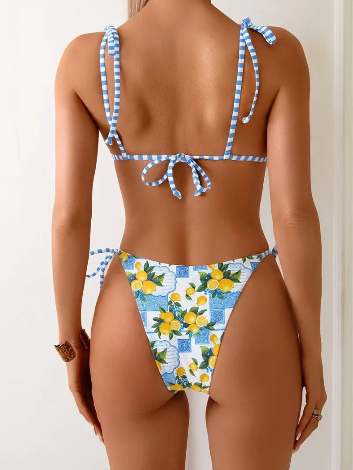 Biquíni Limone Blu azul, com top cortininha e calcinha asa delta cavada 2