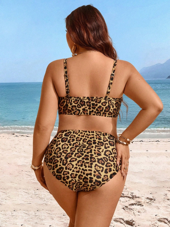 Biquíni-Meia-Taça-Plus-Size-Karol-2